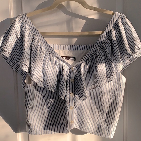 ZARA Short Ruffled Top/Blouse - Picture 1 of 4